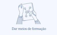 Uma pessoa desenha um esquema num caderno