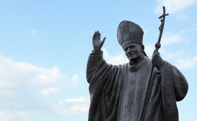 8 maneras de recordar a Juan Pablo II | El 22 de octubre se celebra la fiesta de San Juan Pablo II. Elegido Sumo Pontífice el 16 de octubre de 1978, falleció el 2 de abril de 2005 en Roma. Fue canonizado el 27 de abril de 2014 por el papa Francisco.